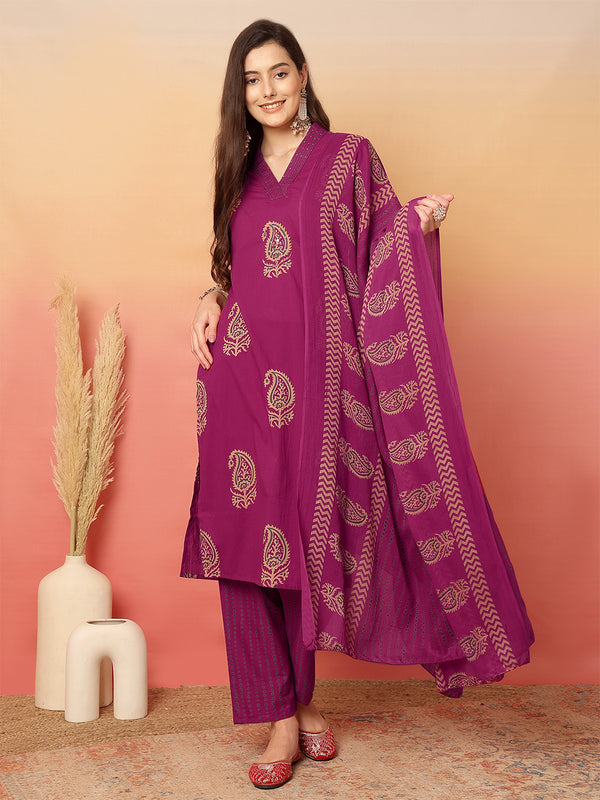 Women Pink Cotton Printed V-neck Straight Kurta with Trouser & Dupatta