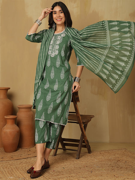 Women Green Regular Wear Kurta With Trouser & Dupatta