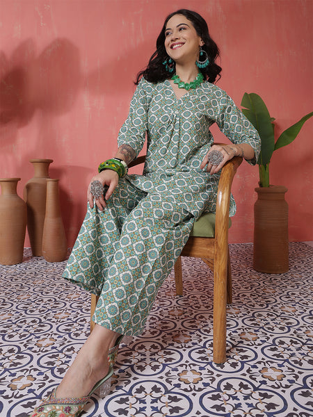 Women Green Cotton Flex Printed Top with Trouser Co-ord Set