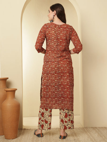 Women Viscose Rayon Straight Maroon Kurta with Trouser