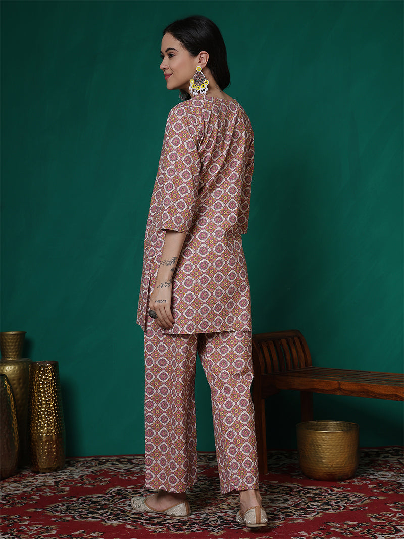 Women Green Cotton Flex Printed Top with Trouser Co-ord Set
