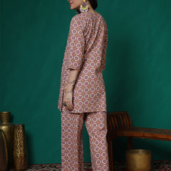 Women Green Cotton Flex Printed Top with Trouser Co-ord Set