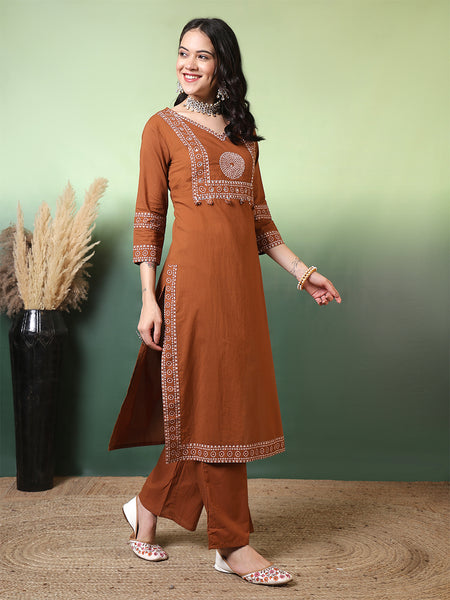 Women Brown Cotton Bandhani Printed Kurta with Trouser & Dupatta