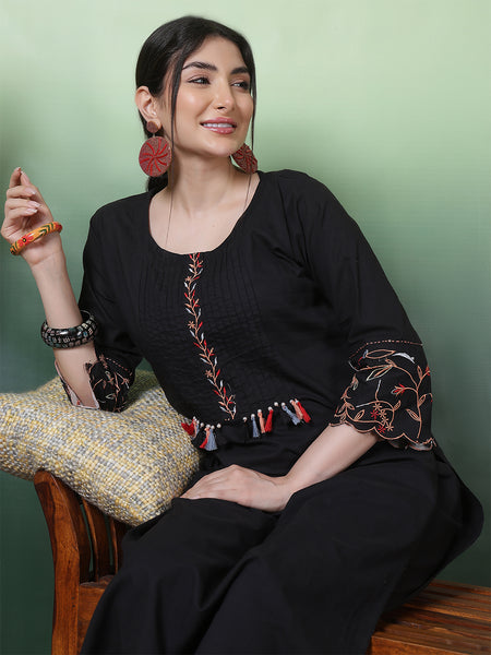 Women Black Solid Embroidery Cotton Kurta with Trouser
