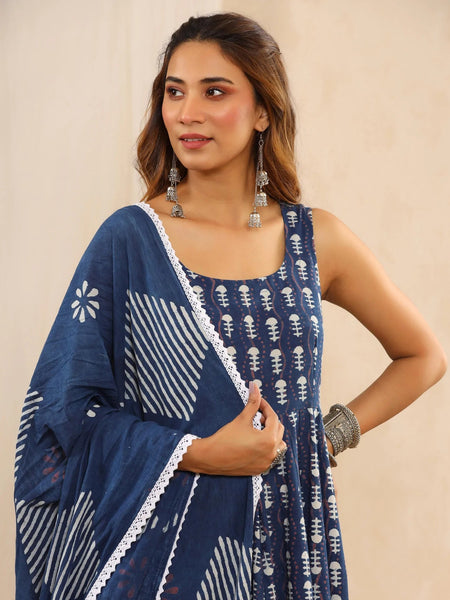 Women Indigo Blue Printed Anarkali Kurta with trousers & Dupatta