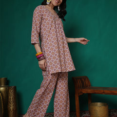 Women Green Cotton Flex Printed Top with Trouser Co-ord Set