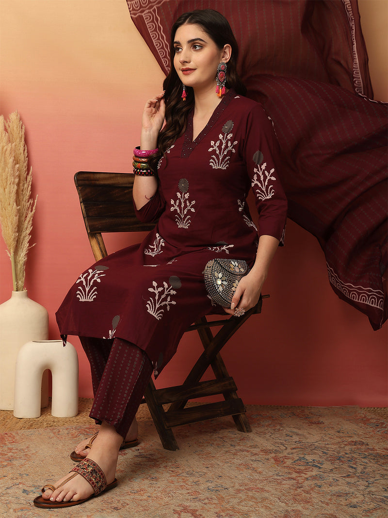 Women Maroon Cotton Printed V-neck Kurta with trouser & Dupatta