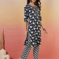 Women Floral Printed Blue Kurta With Trouser & Dupatta