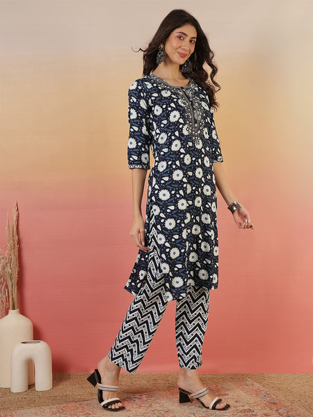 Women Floral Printed Blue Kurta With Trouser & Dupatta