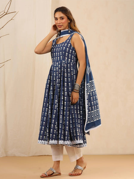 Women Indigo Blue Printed Anarkali Kurta with trousers & Dupatta