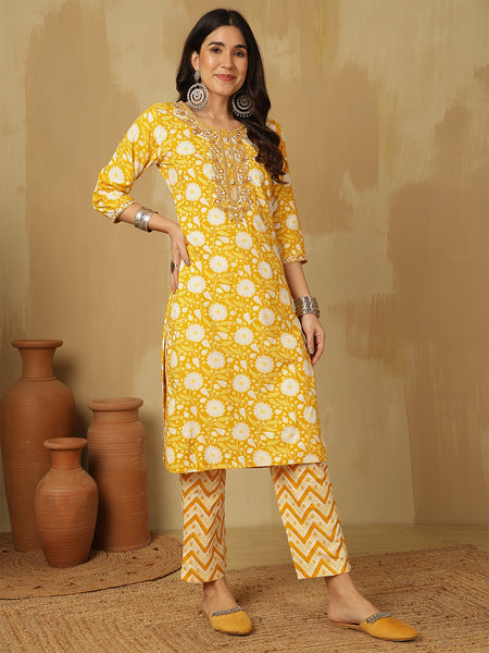 Women Floral Printed Mustard Kurta With Trouser & Dupatta