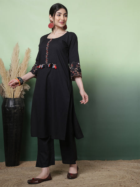 Women Black Solid Embroidery Cotton Kurta with Trouser