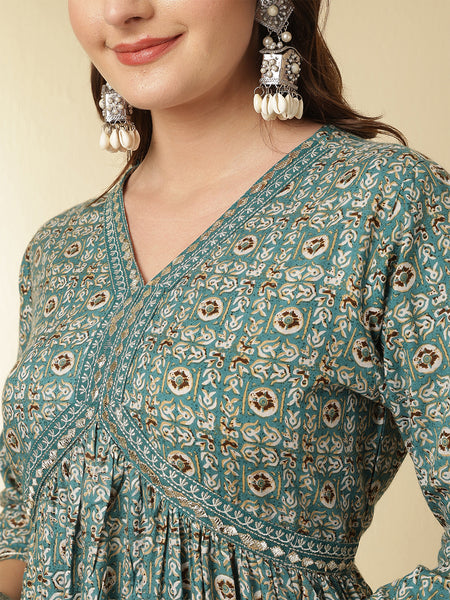 Women Green Viscose Rayon Anarkali Kurta with Trouser