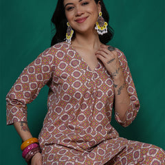 Women Green Cotton Flex Printed Top with Trouser Co-ord Set