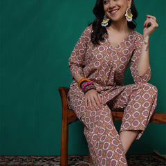 Women Green Cotton Flex Printed Top with Trouser Co-ord Set